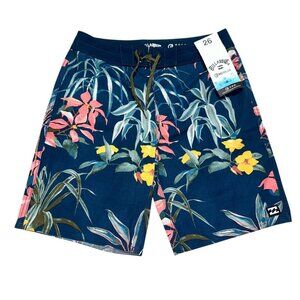 Billabong Big Boys Size 26 Blue Sundays Pro Mid Recycler Board Shorts Swim‎ NWT